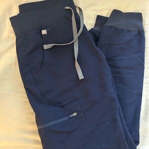 Women’s XS Navy Figs Jogger